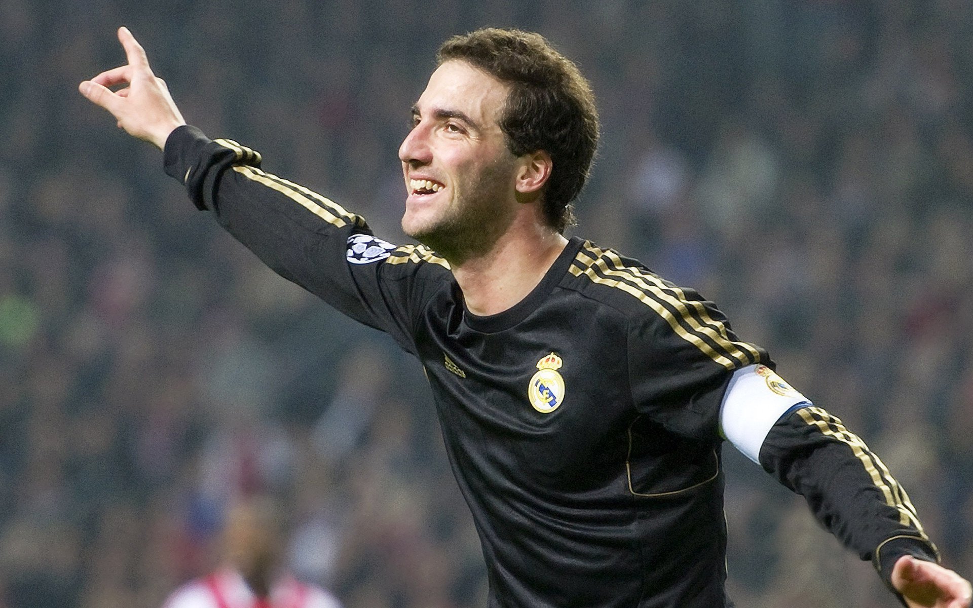 抢七大战惊心动魄，纳达尔逆转晋级温网八强